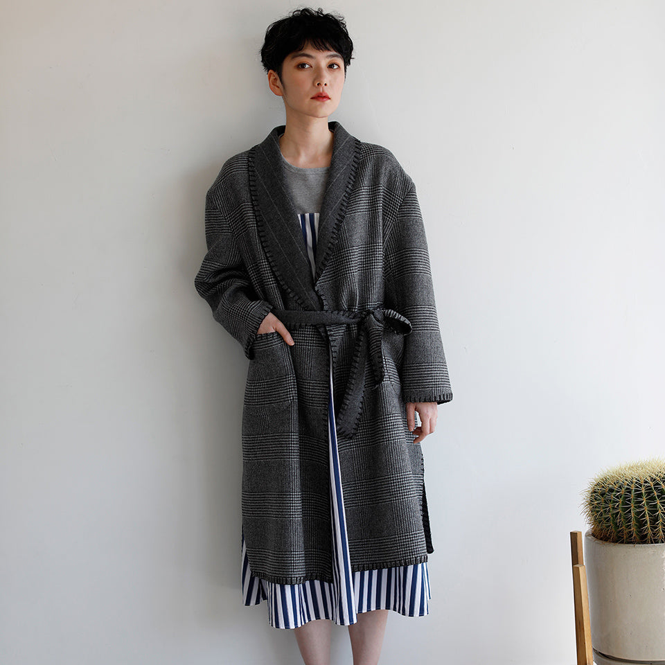 SMOKING GOWN