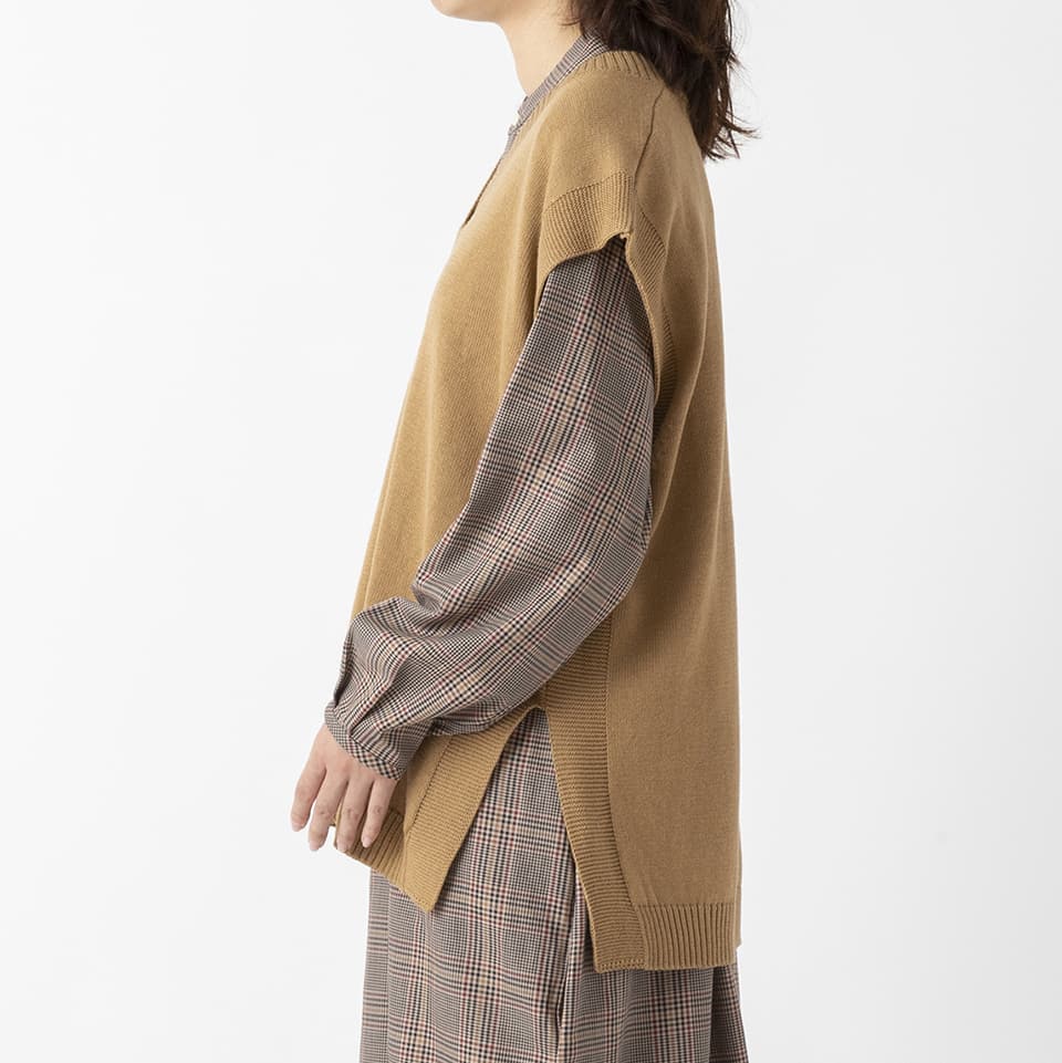 【MORE30%OFF!!】WOOL V-NECK KNIT VEST
