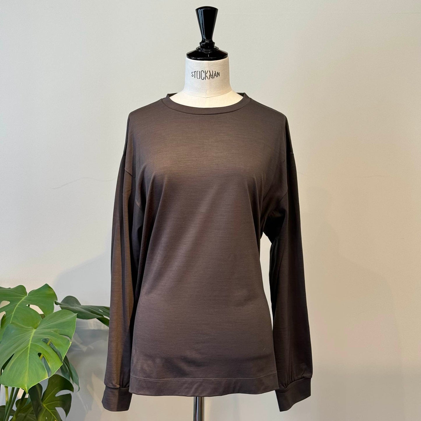 WHASHABLE WOOL CREW NECK