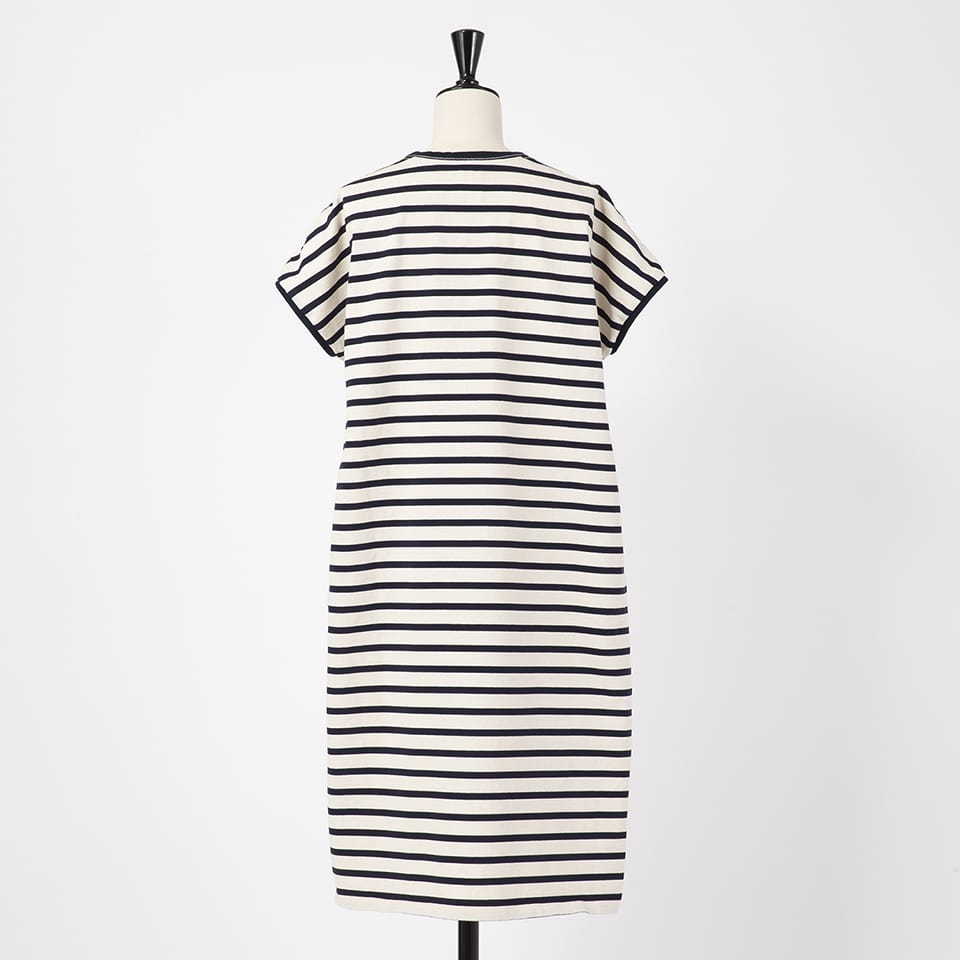 HALF SLEEVE CREW NECK BORDER ONE-PIECE